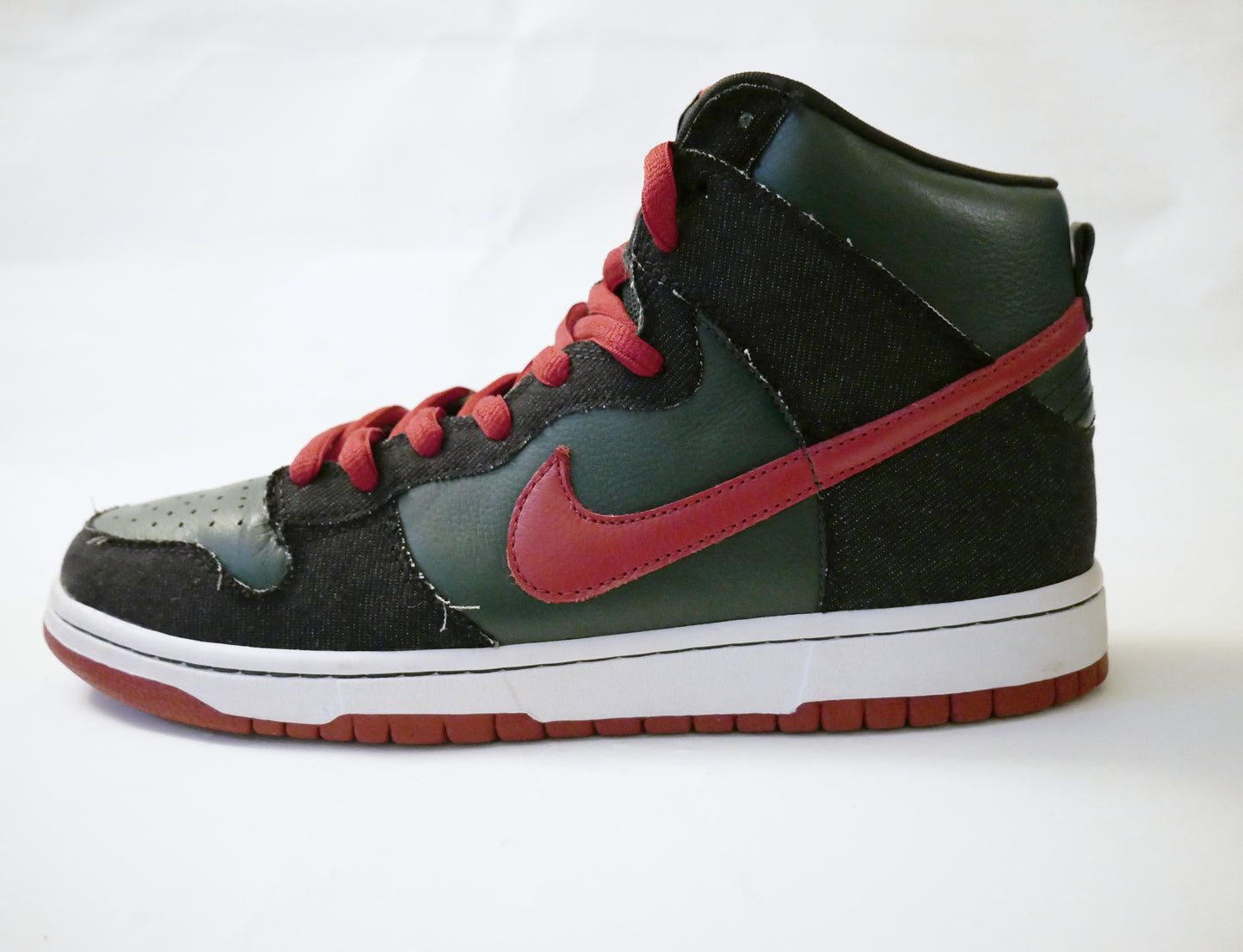 Nike Dunk High Premium SB (RESN)