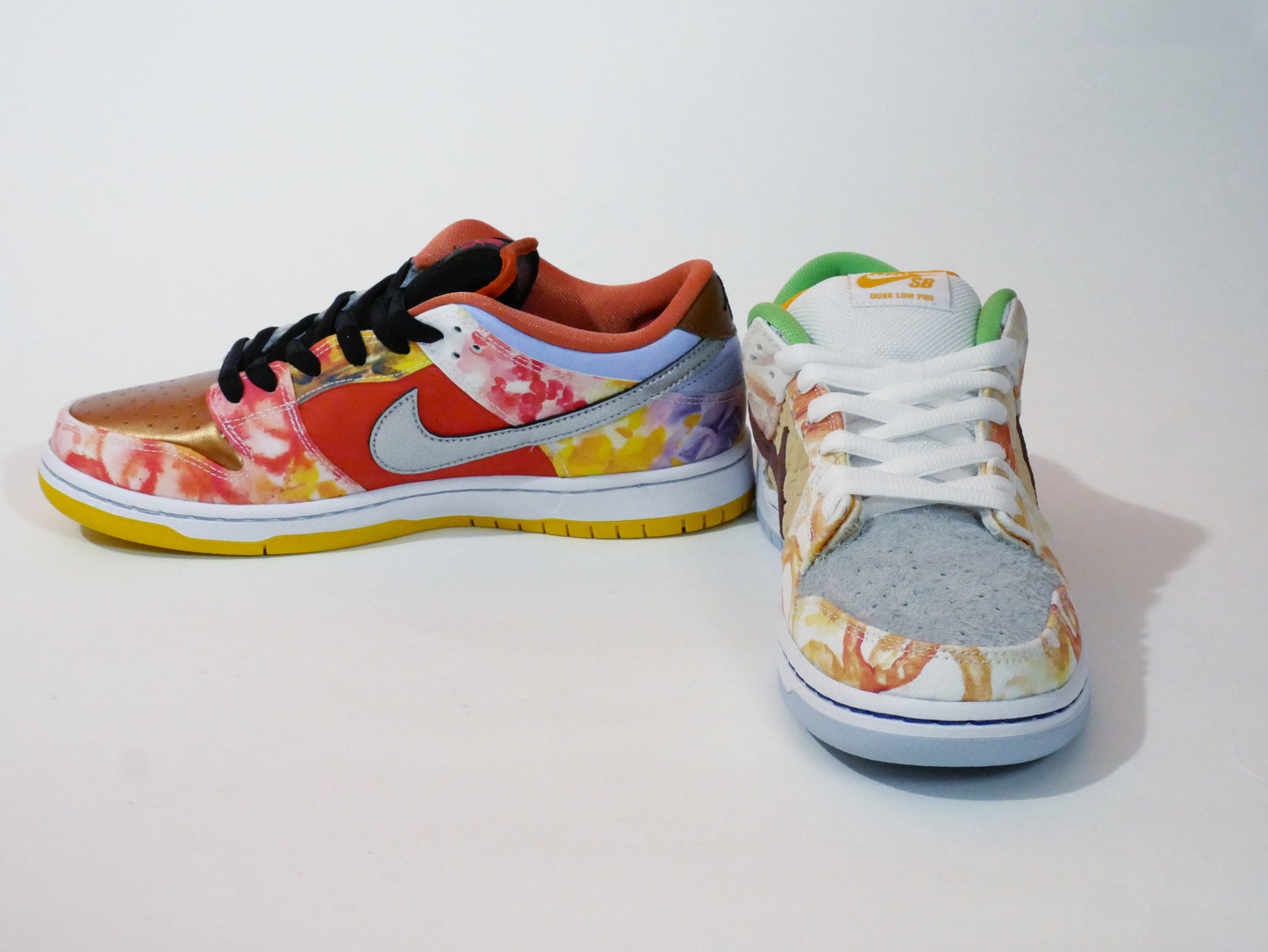 Nike SB Dunk Low Street Hawker